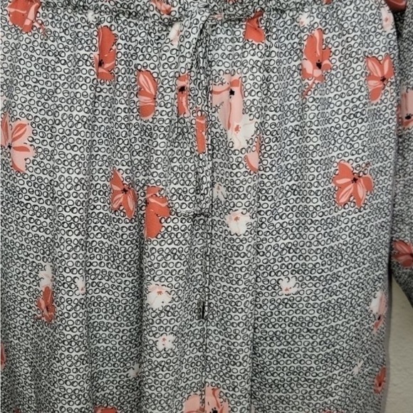 Halogen Gray and Pink Floral Long Sleeve Dress - Picture 4 of 5